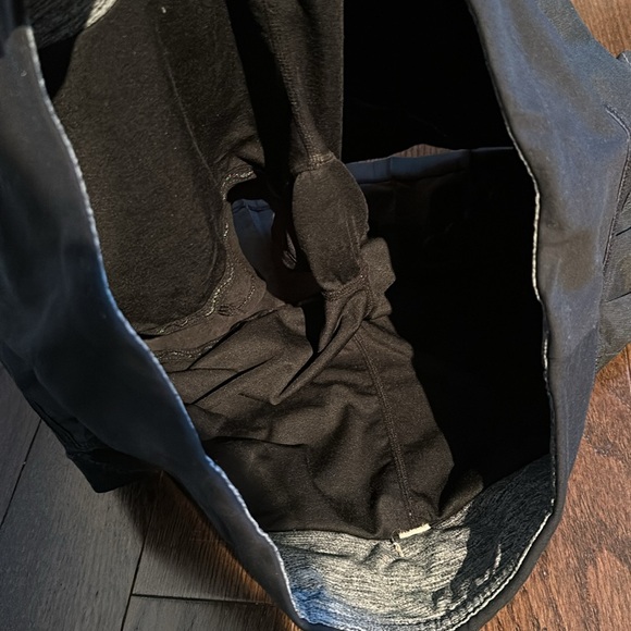 Lululemon Skirt - Picture 5 of 5